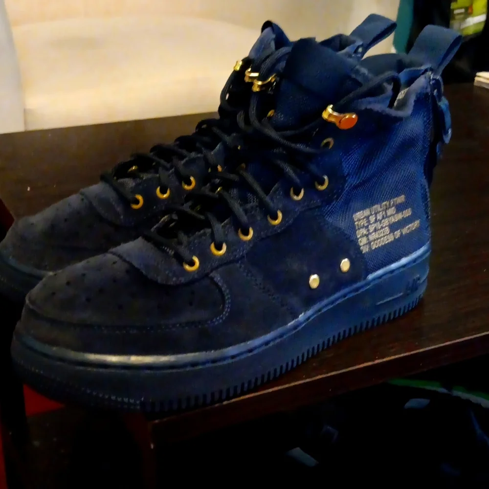 SF AIR FORCE 1 GS 'OBSIDIAN' AJ0424-400 SZ 6Y OR WOMEN'S SZ 7.5 - Picture 2 of 8